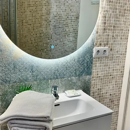 Cozy Two Bed Apartment. Apartamento Costa Adeje (Tenerife)