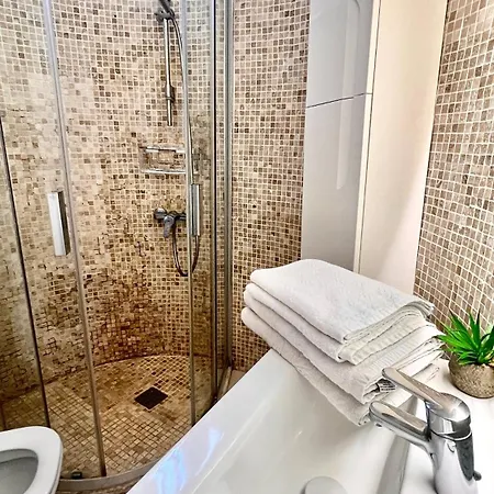 Cozy Two Bed Apartment. Apartamento Costa Adeje (Tenerife)