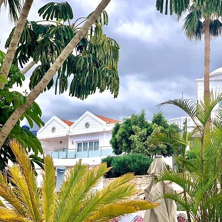 Apartamento Cozy Two Bed Apartment. *
