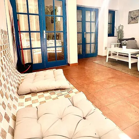 Apartment Cozy Two Bed Apartment.