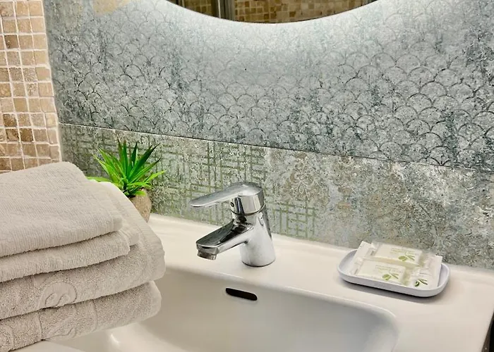 Cozy Two Bed Apartment. Costa Adeje (Tenerife)