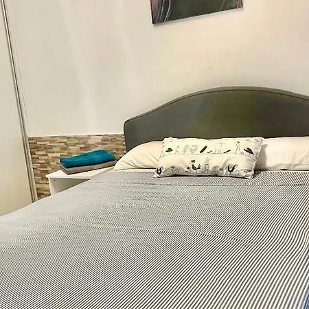 Cozy Two Bed Apartment. Apartmán Costa Adeje (Tenerife)