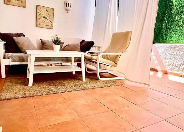 Cozy Two Bed Apartment. Apartment Costa Adeje (Tenerife)