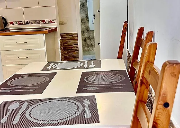 Cozy Two Bed Apartment. Apartment Costa Adeje (Tenerife)